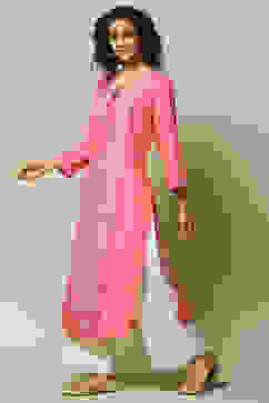 Pink LIVA Straight Printed Kurta image number 2