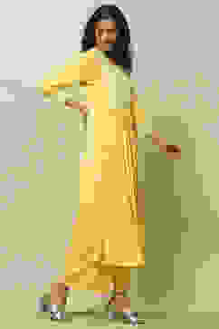 Yellow Embroidered Straight Kurta Set image number 5