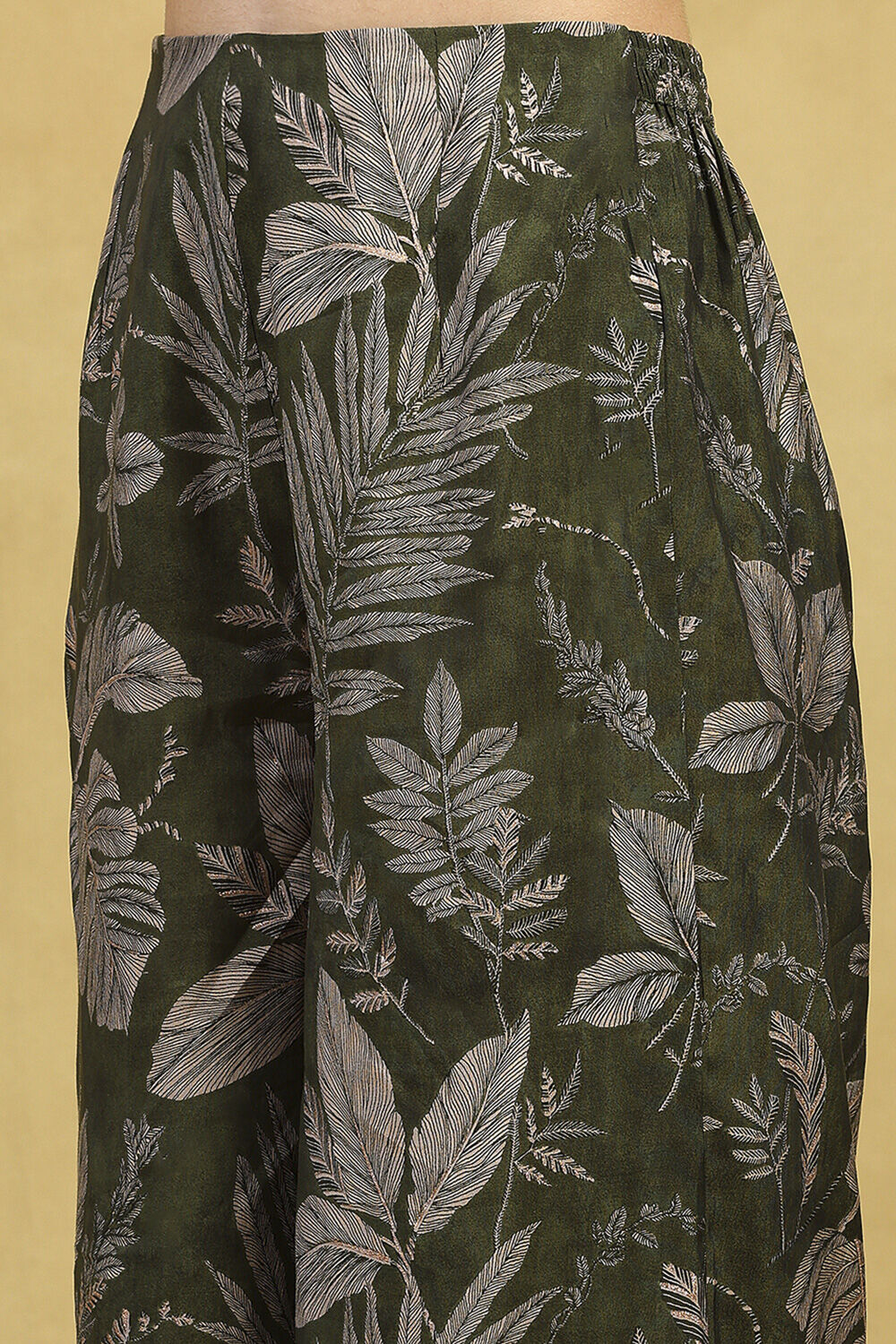 Green Viscose Blend Printed Straight Co-ord Set image number 2