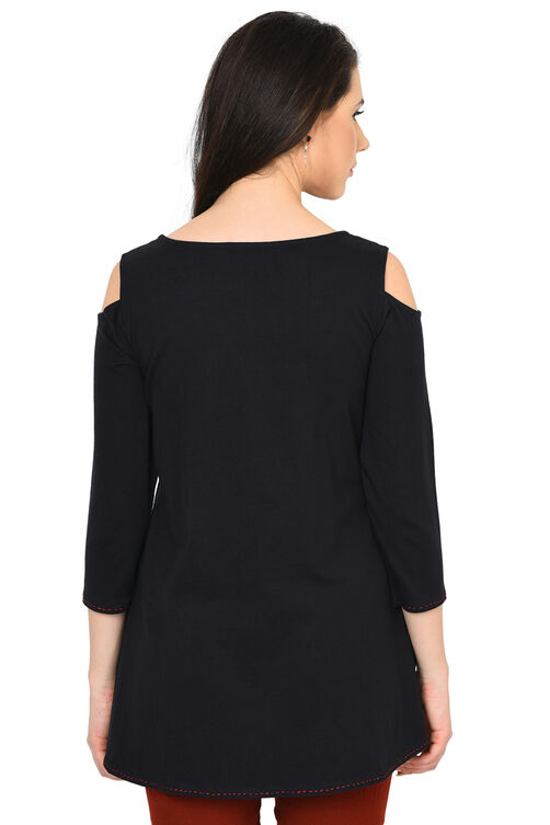 Black Straight Viscose Indie Top image number 4