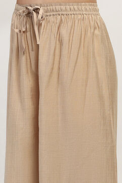 Gold-Toned Solid Flared Palazzos image number 1