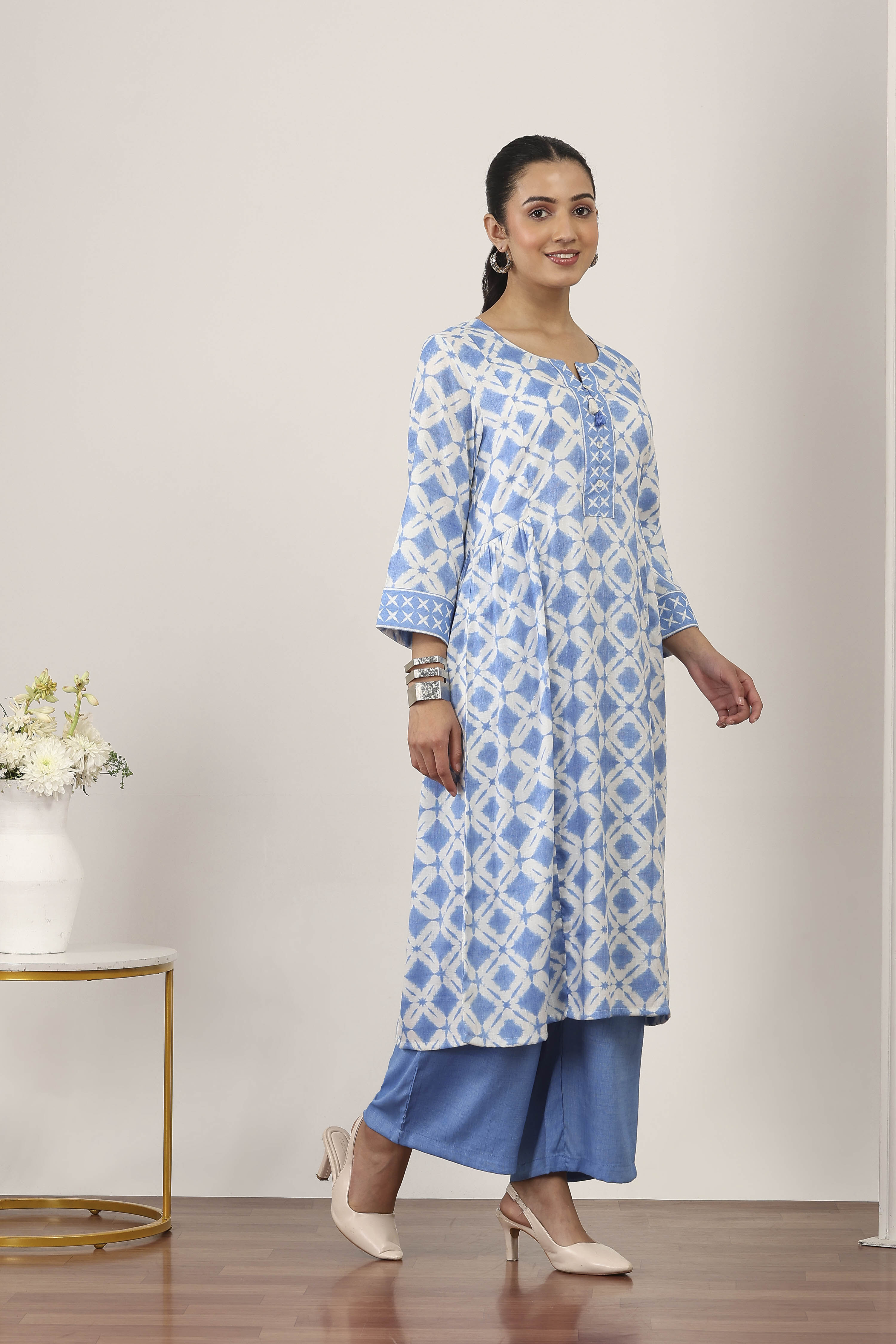 Blue Viscose Polyester Viscose Rayon Kurta Pants Set image number 5