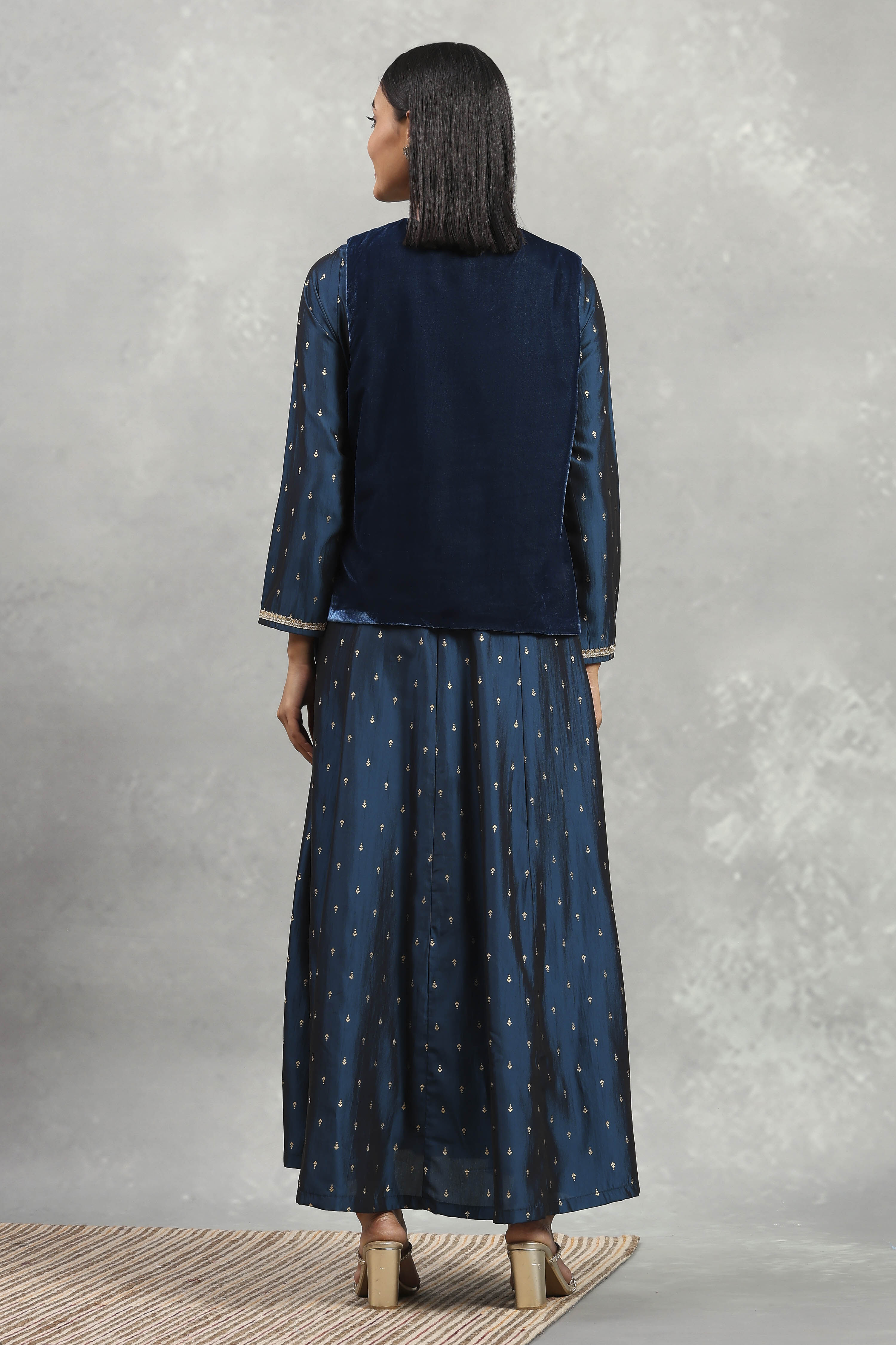 Blue Polyester Blend Printed Kalidar Dress image number 4