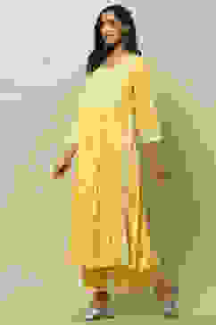 Yellow Embroidered Straight Kurta Set image number 3