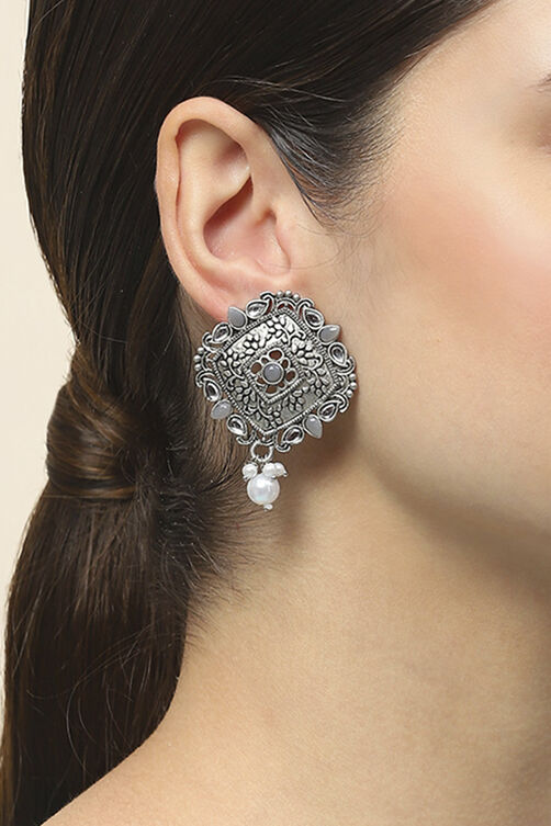 Grey Oxidised Alloy Earrings image number 1