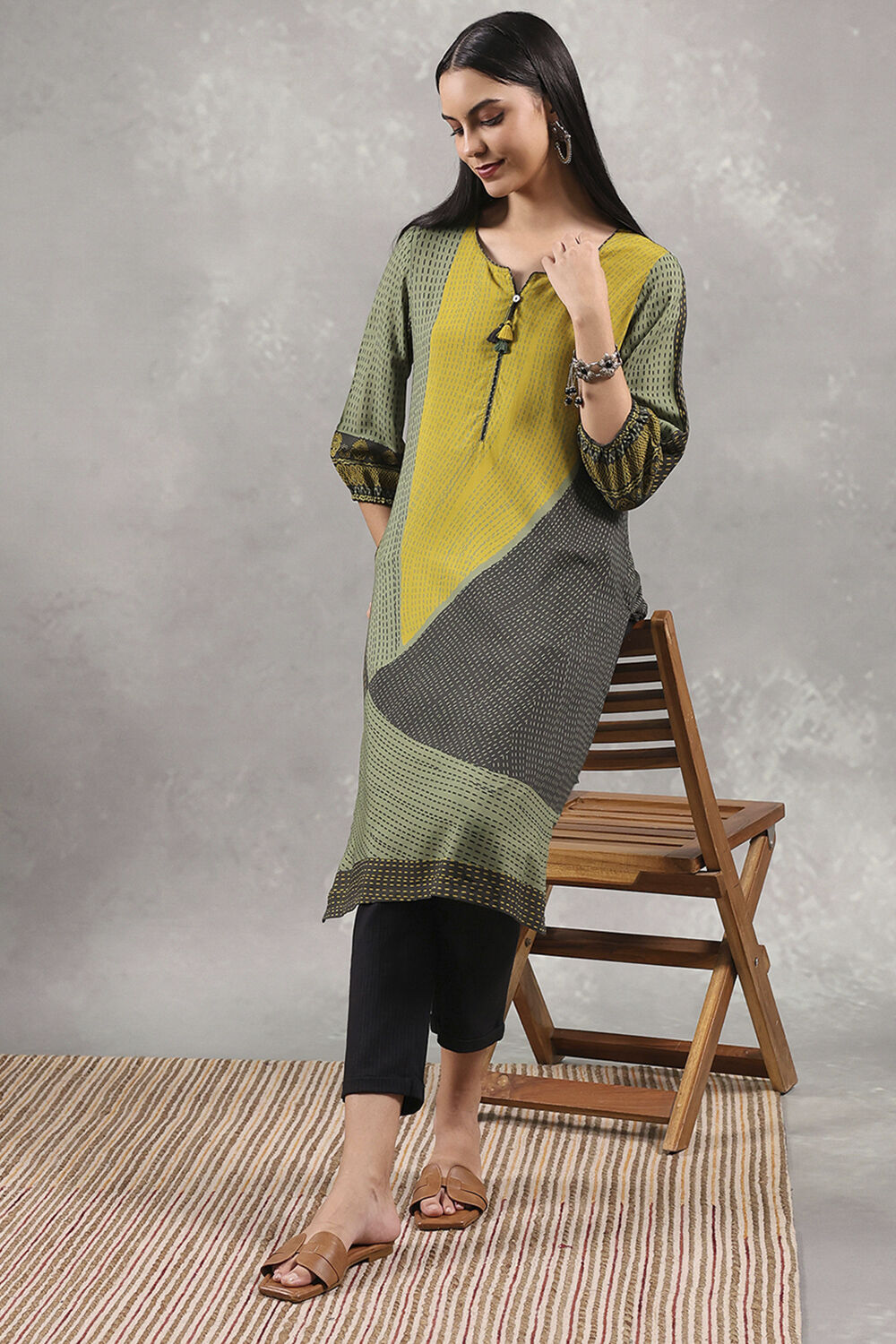 Green Printed Straight Kurta image number 0