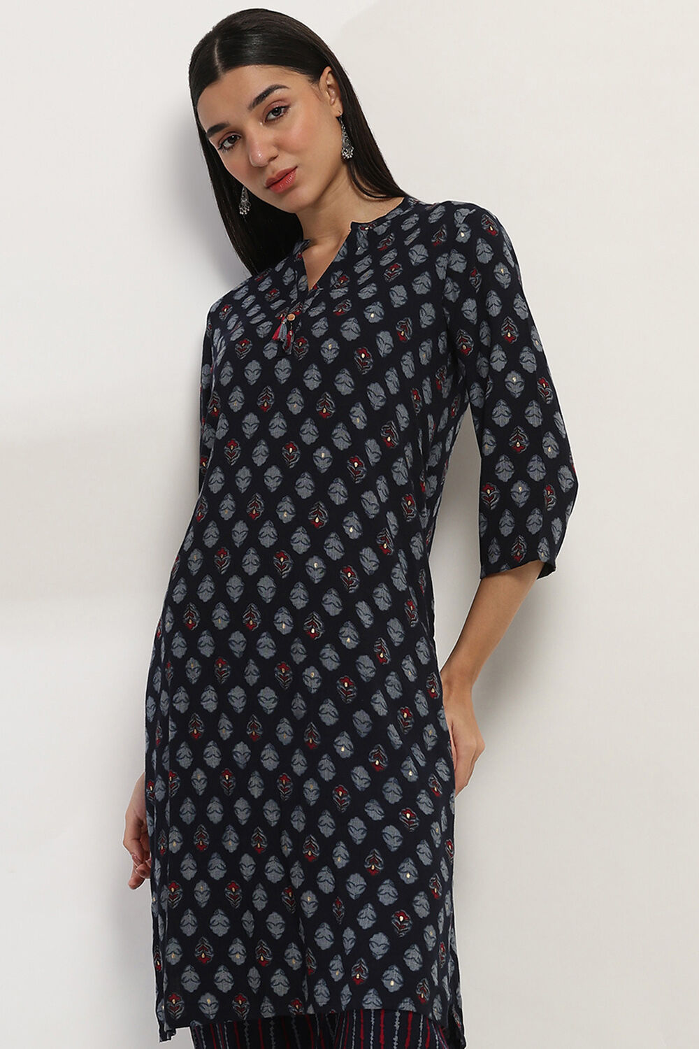 Navy Blue Cotton Blend Straight Kurta Set image number 7