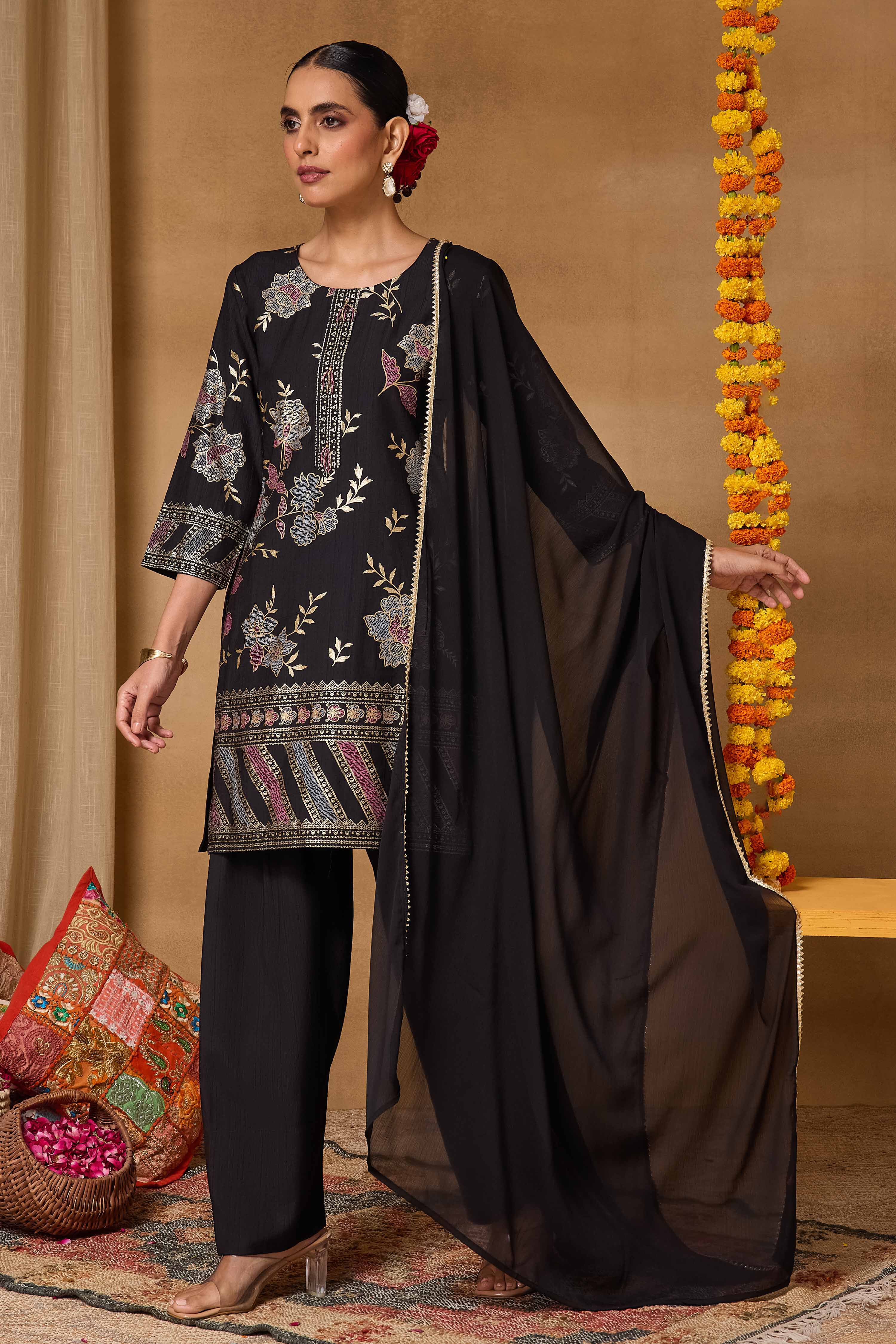 Black Viscose Blend Straight Printed Suit Set image number 4