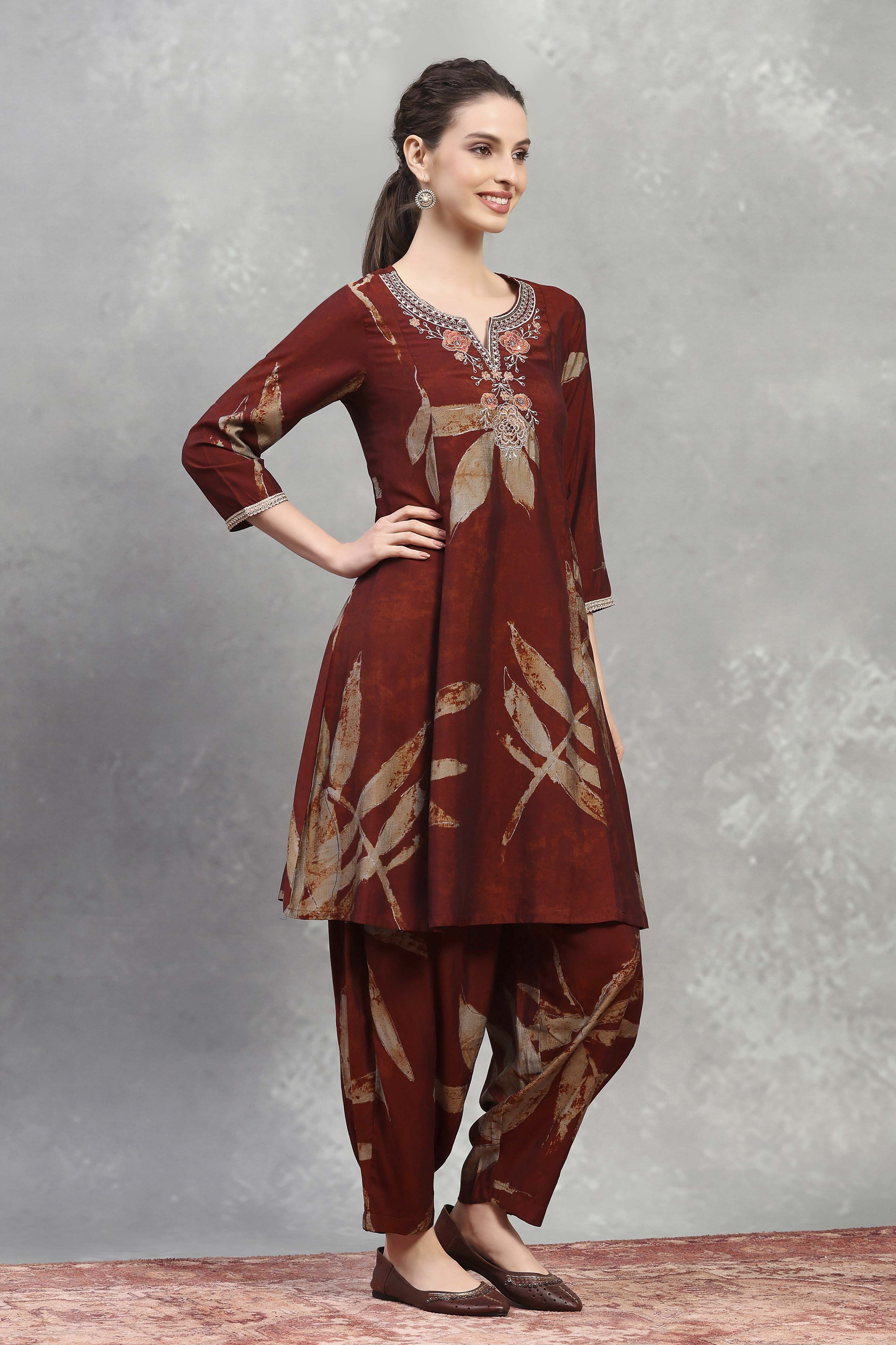 Blue Rust Viscose Blend Printed Kalidar Kurta Pants Set image number 5