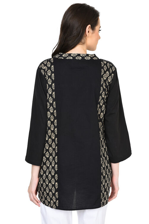 Black Straight Cotton Indie Top image number 4