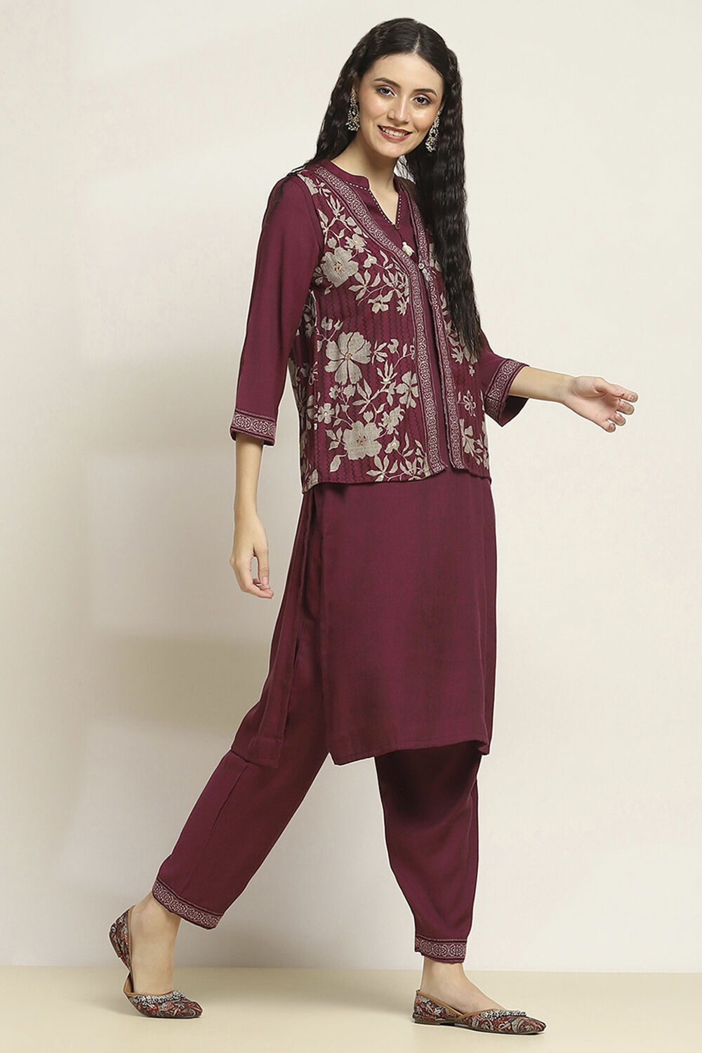 Black Viscose Blend Printed Straight Kurta Pants Set image number 5