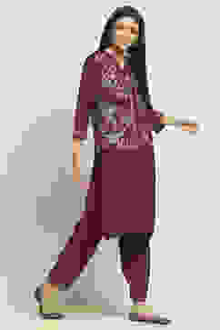 Wine Viscose Blend Printed Straight Kurta Pants Set image number 5