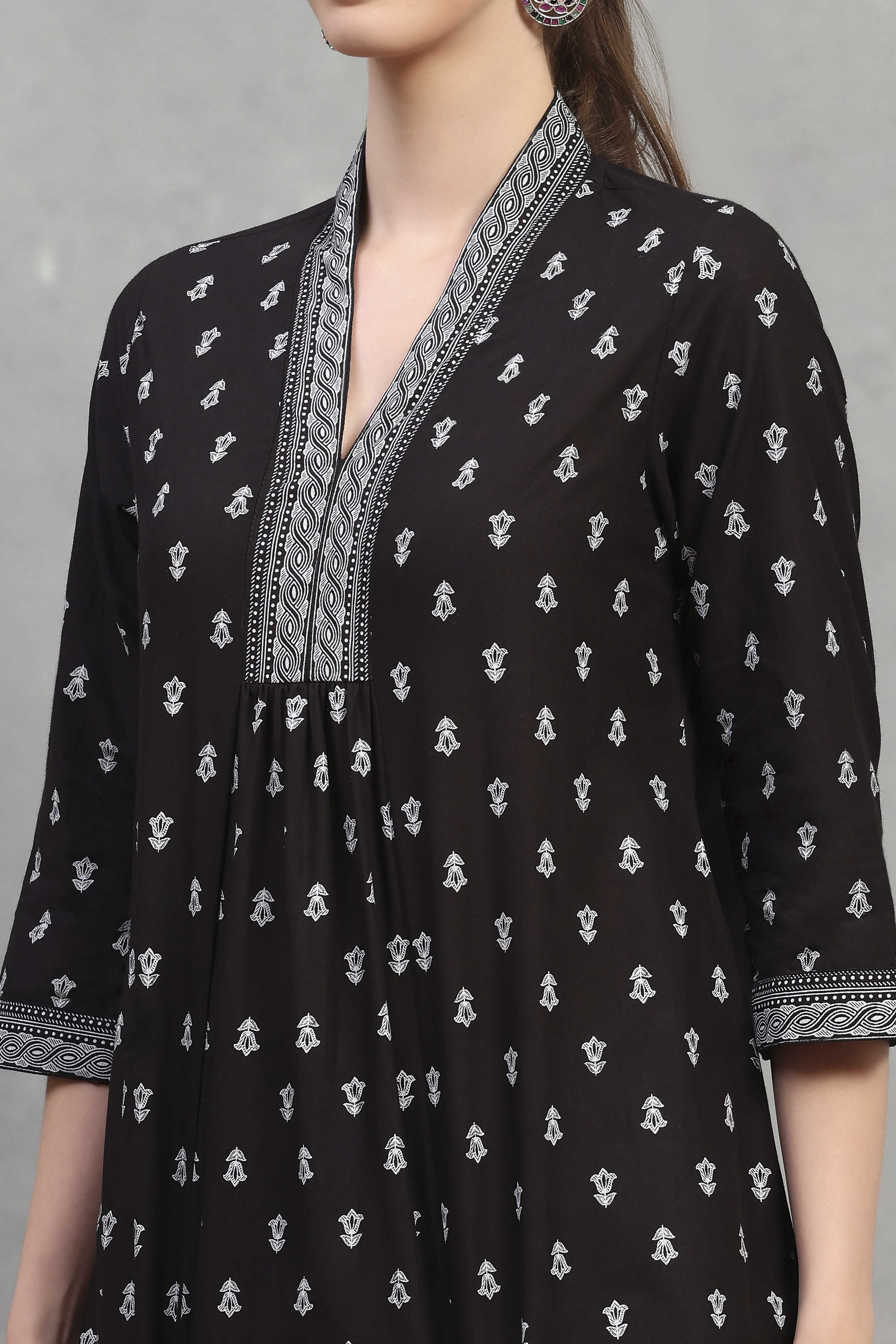 Black Cotton Printed A-Line Top image number 1