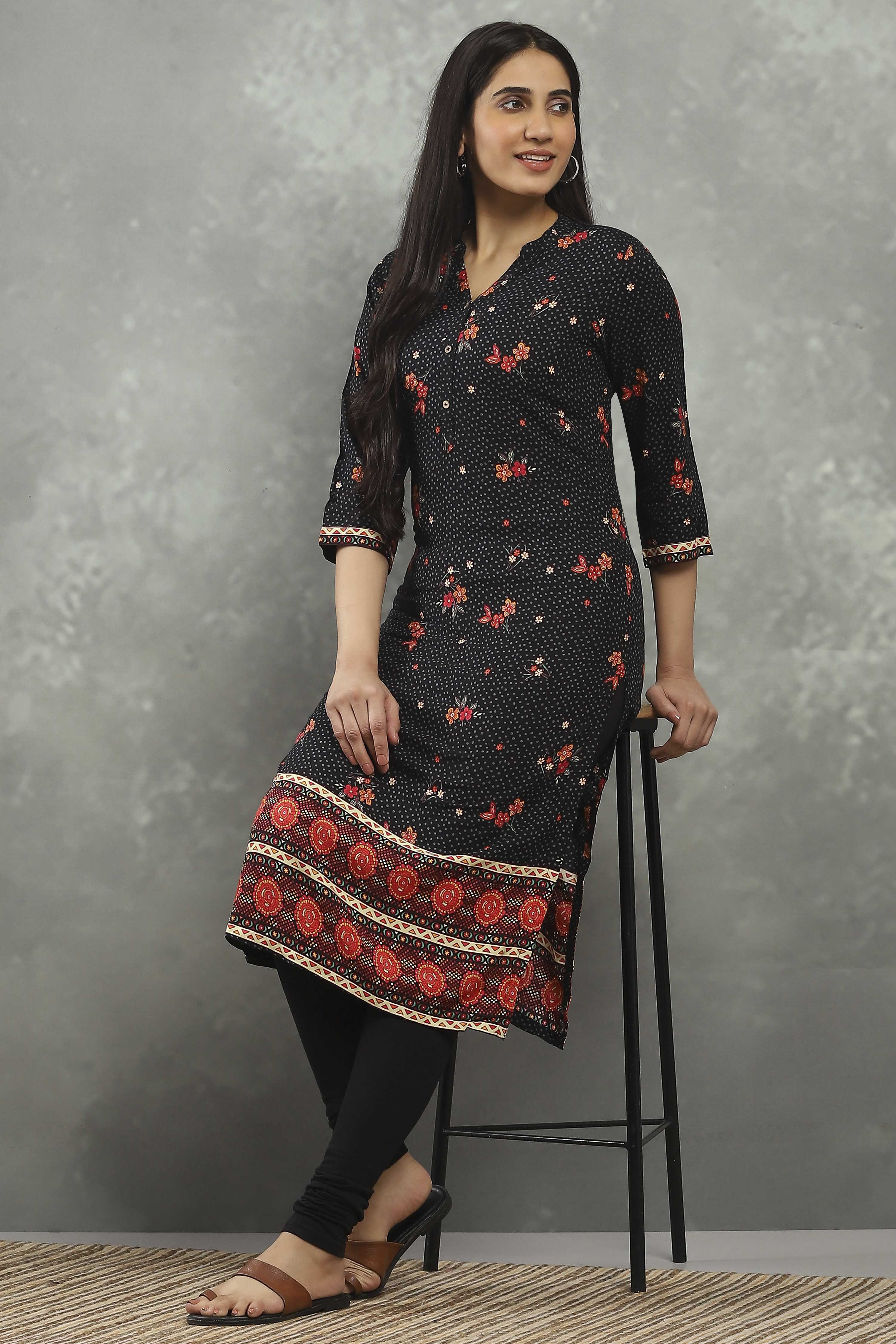 Black Viscose Straight Kurta Pants Set image number 0