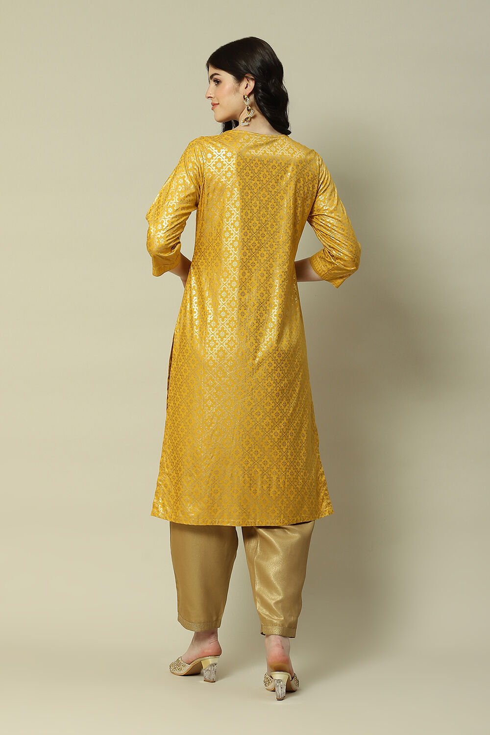 Yellow Printed Straight Kurta image number 4