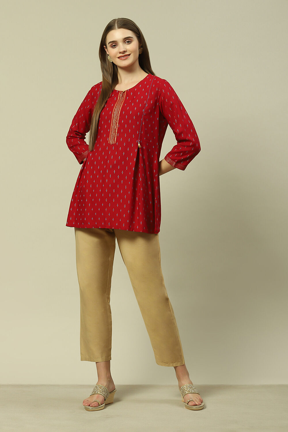 Metallic Gold Poly Viscose Solid Straight Pants image number 0