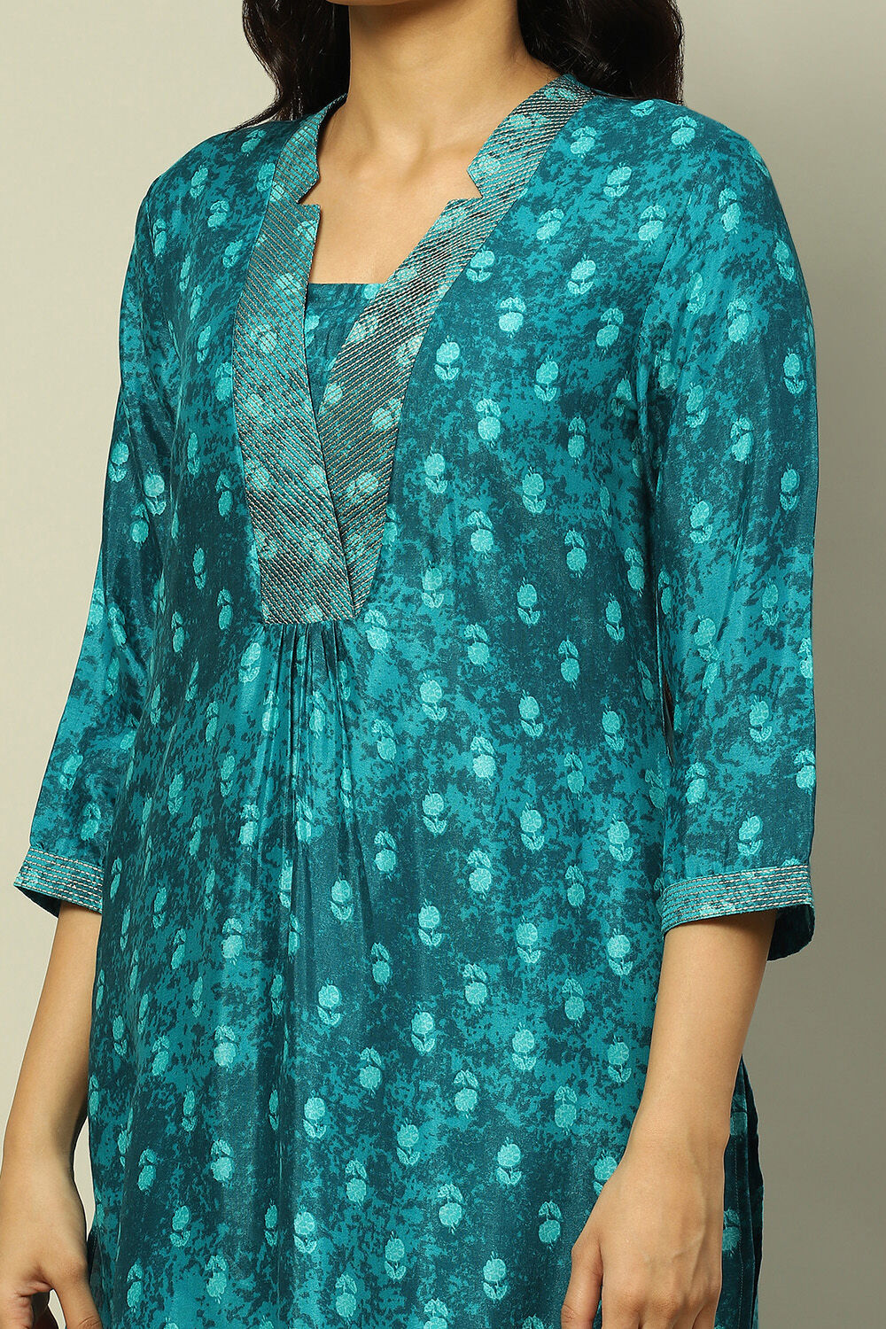 Green Printed Straight Kurta Set image number 1