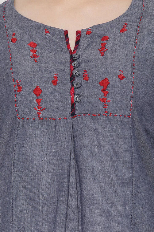 Grey Straight Cotton Short Kurti image number 1