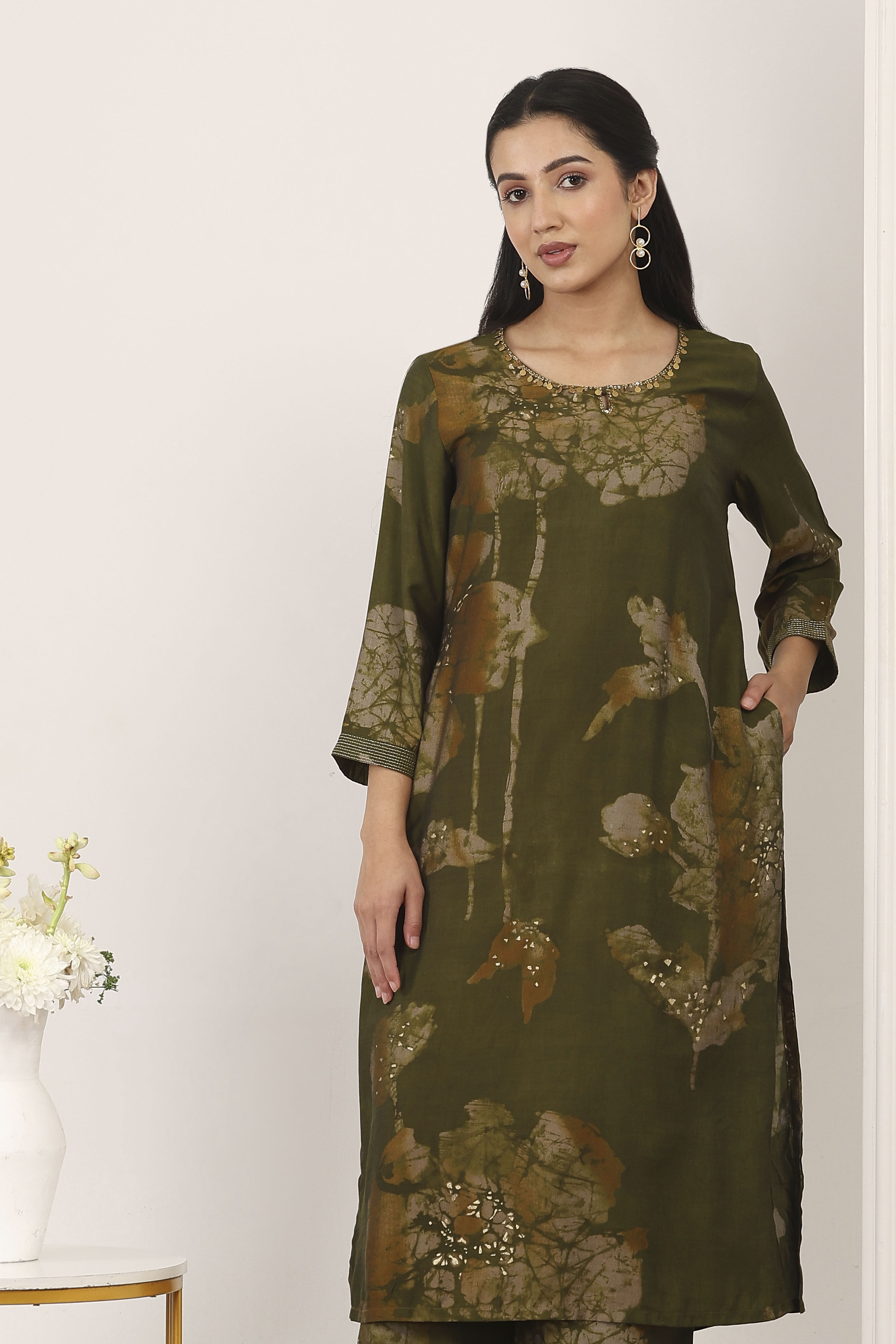 Yellow Viscose Polyester Kurta Pants Set image number 7