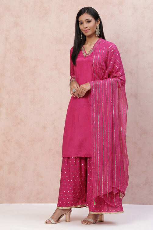 Magenta Viscose Straight Suit Set image number 5