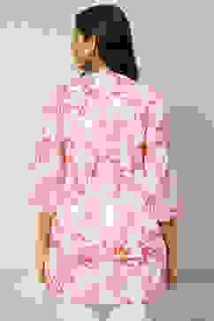 Pink Cotton Floral Printed Straight Indie Top image number 3