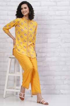 Yellow LIVA Floral Top image number 6