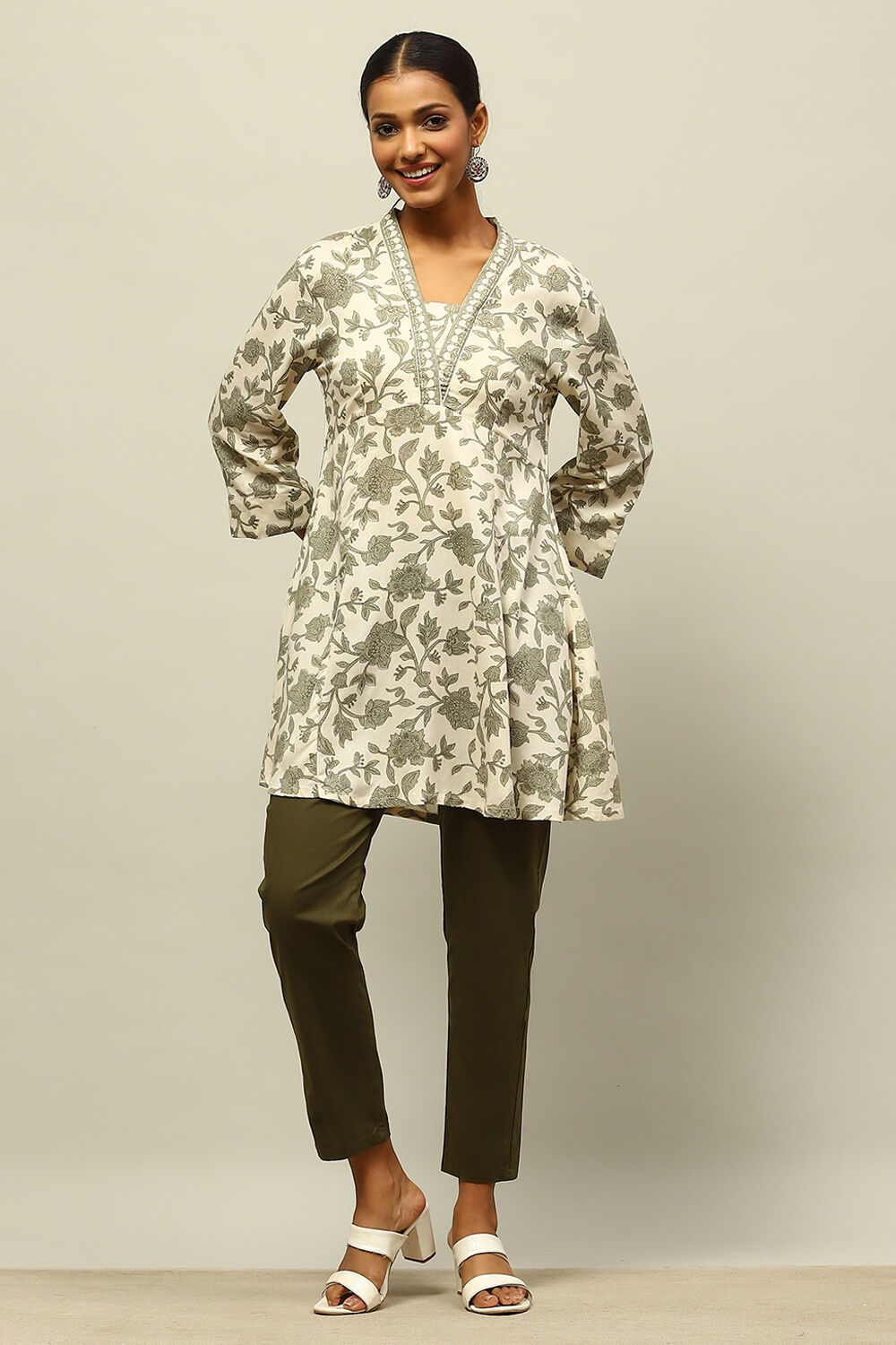 White Rayon Printed Straight Top image number 0