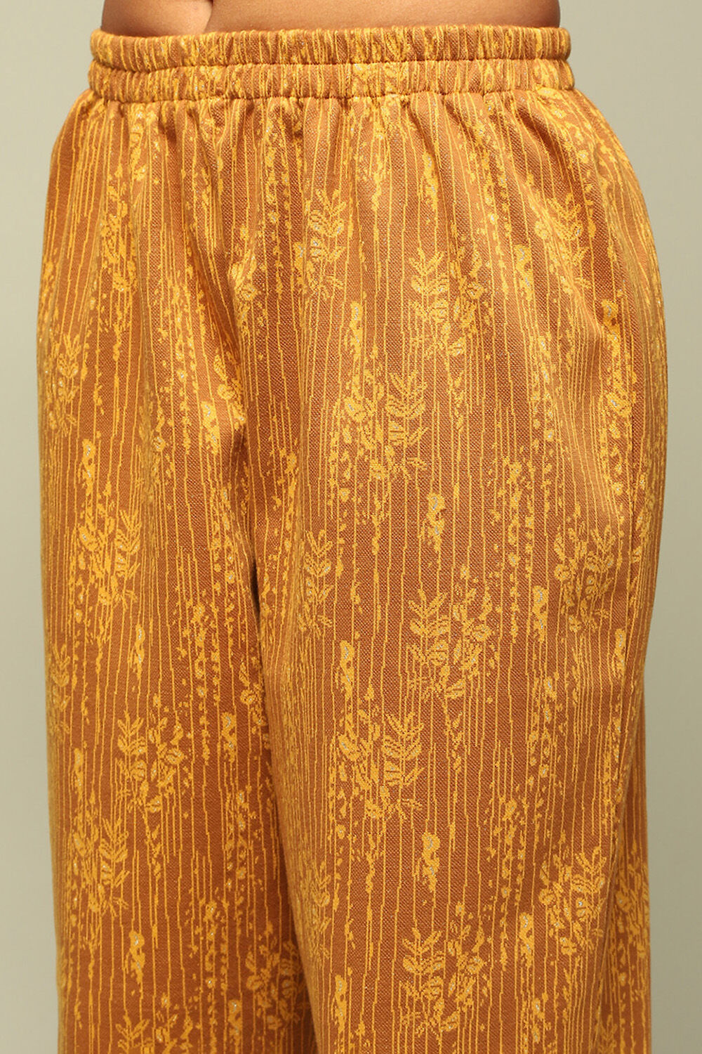 Mustard Circular Jacquard Straight Printed Kurta Palazzo Suit Set image number 2