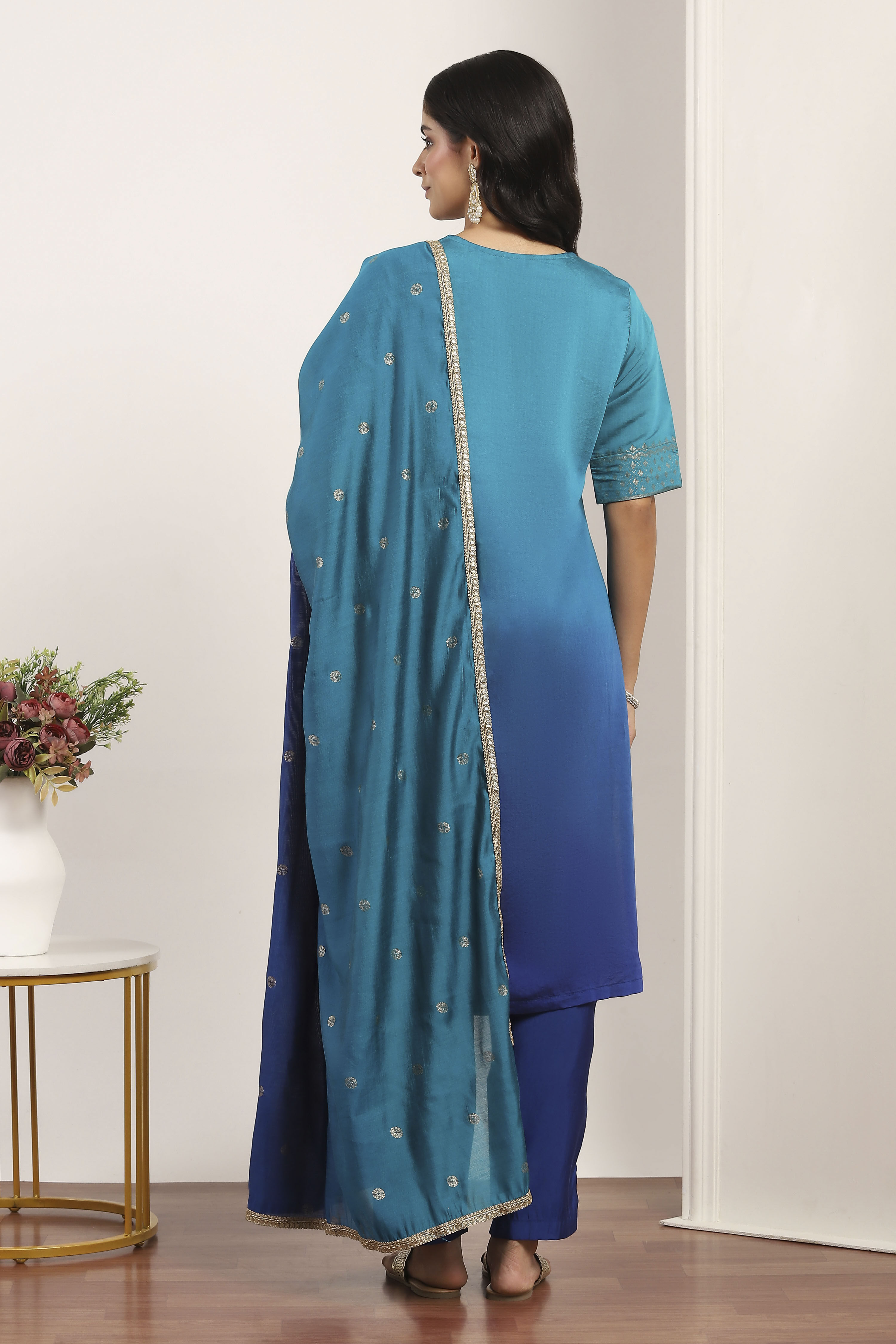 Blue Viscose Polyester Straight Suit Sets image number 4