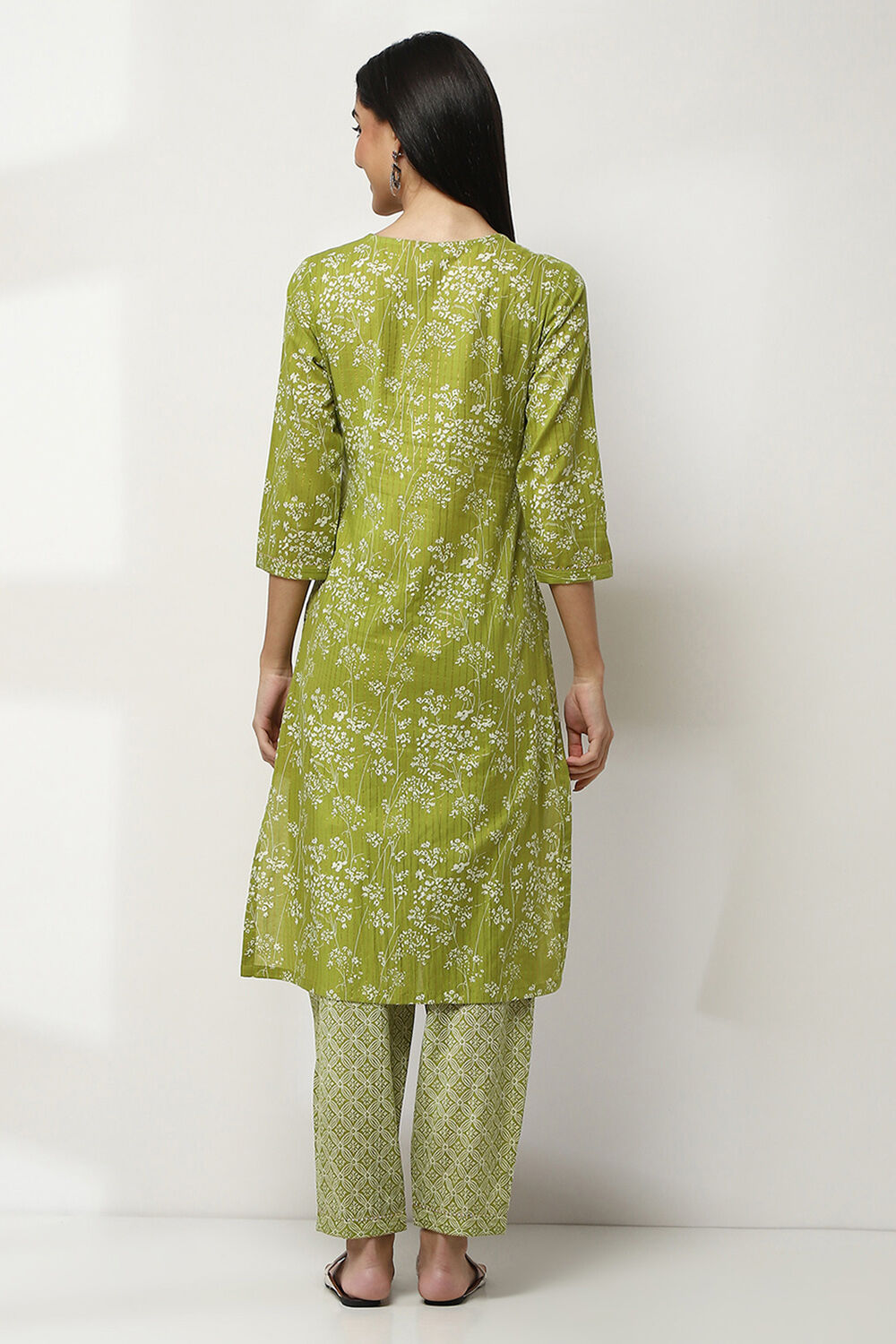 Green Cotton Printed Straight Suit Set image number 4