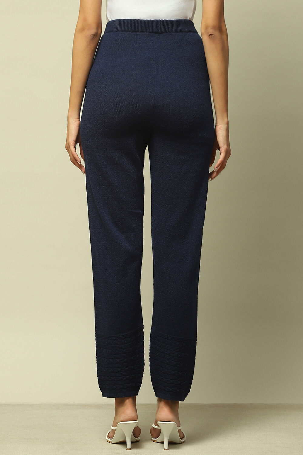 Navy Acrylic Regular Solid Legging image number 5