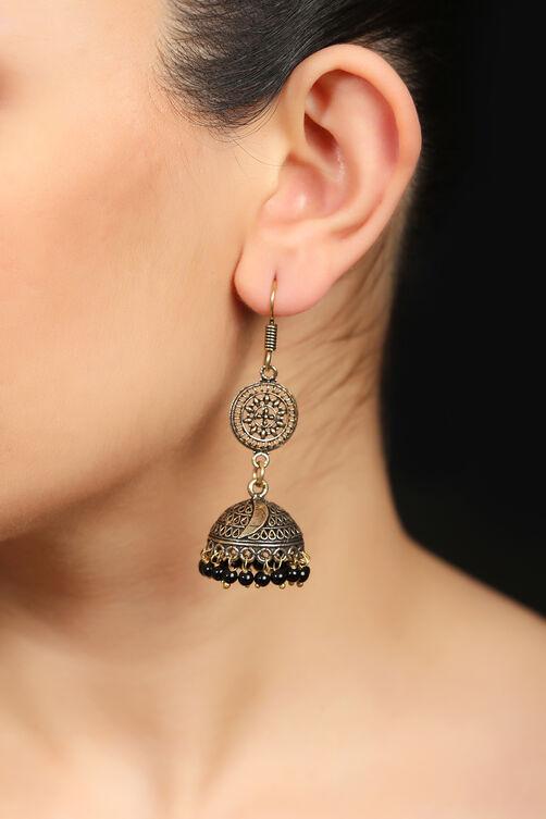 Jali And Black Beads Earrings image number 0