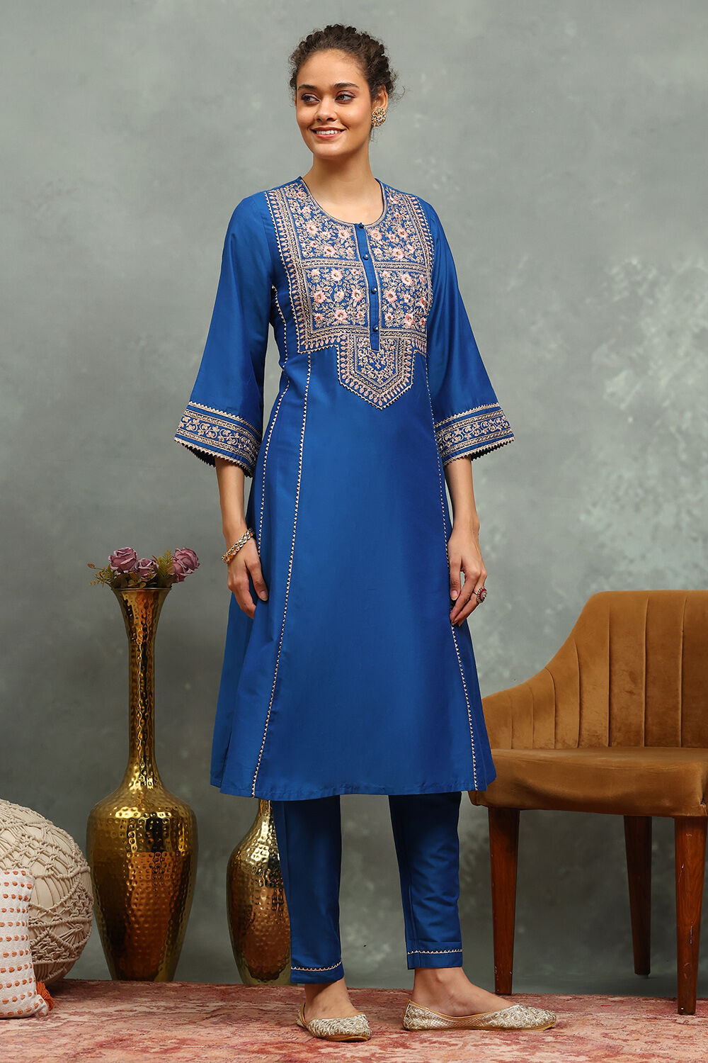 Blue Viscose Blend Embroidered Kalidar Suit Set image number 5