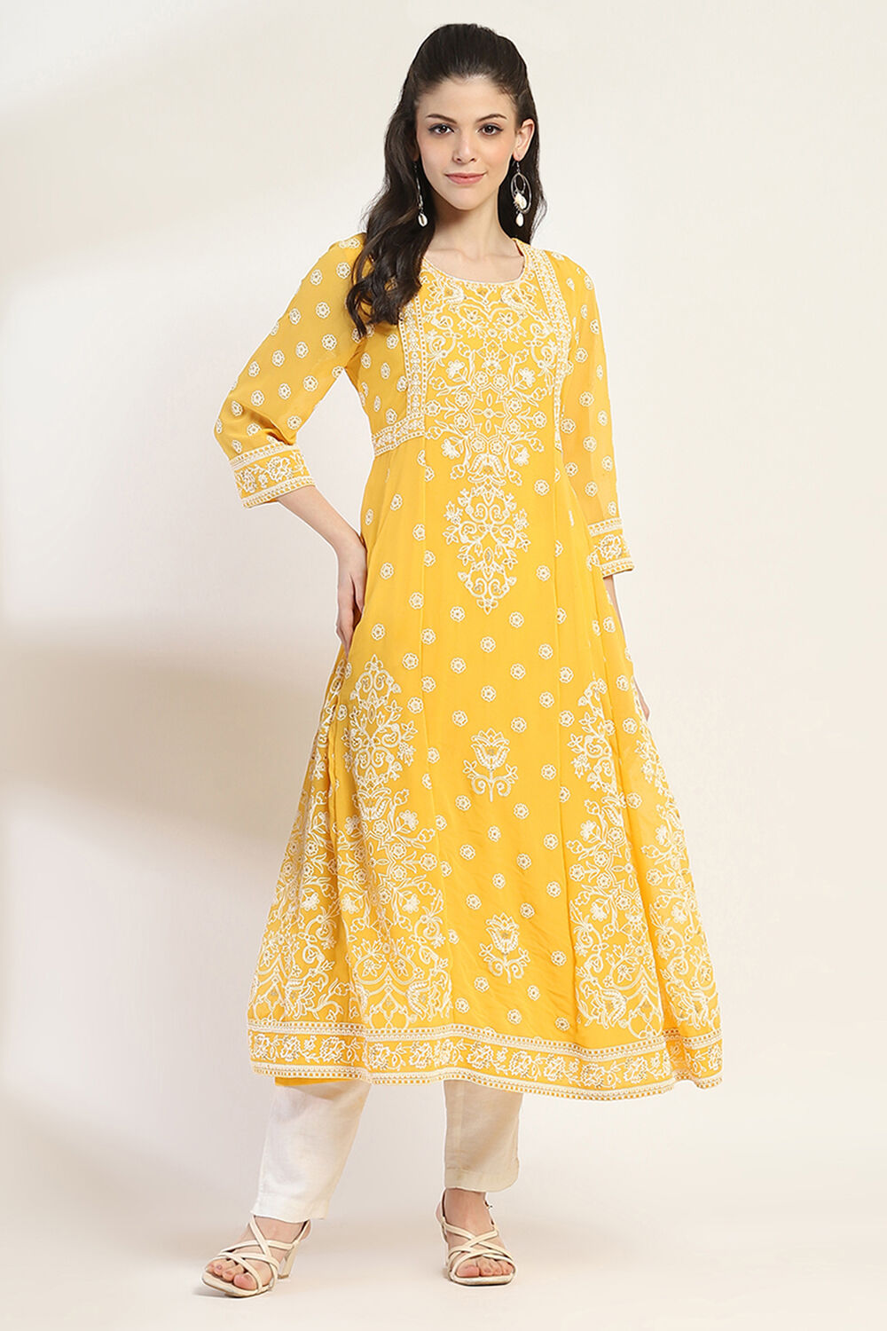 Mustard Yellow Printed Flared Kurta image number 5