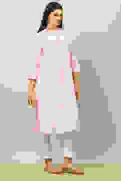 Pink Cotton Yarndyed Straight Kurta image number 4