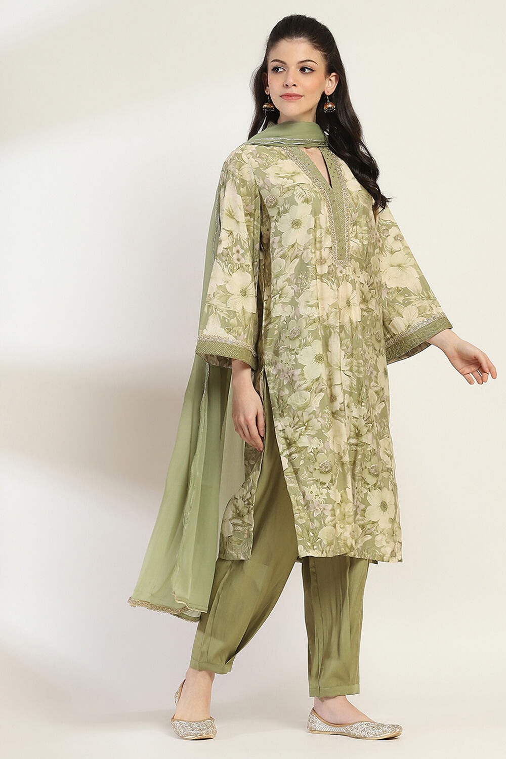 Green Floral Printed Straight Suit Set image number 5