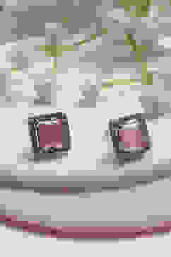 Light Pink Alloy Studs image number 0