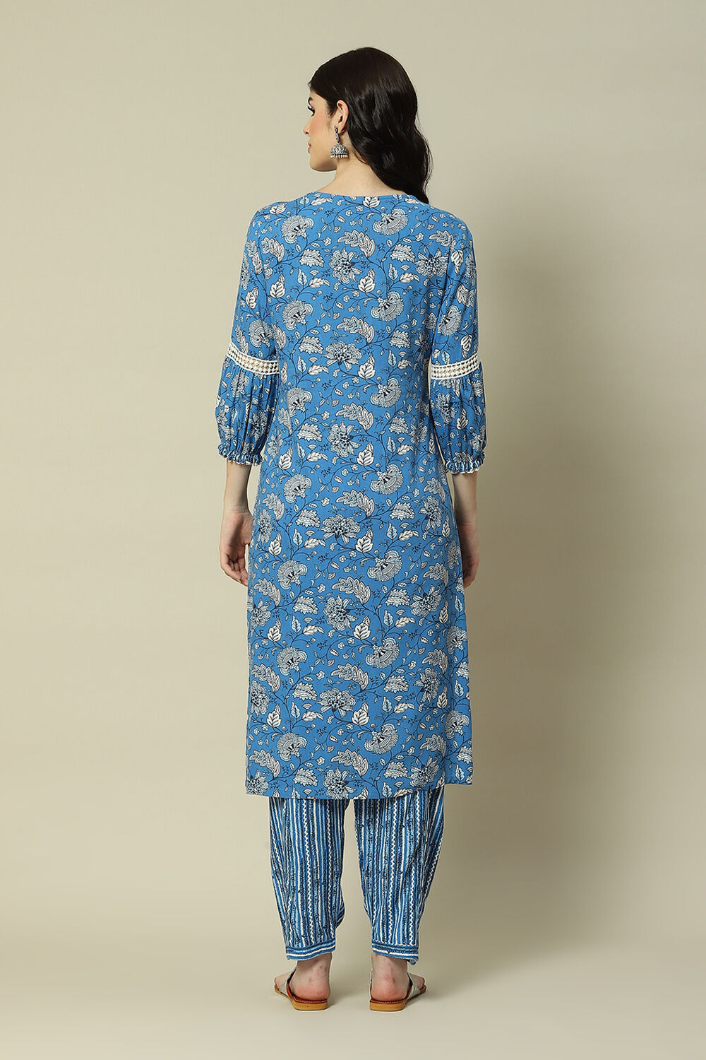 Blue LIVA Straight Printed Kurta Palazzo Suit Set image number 4