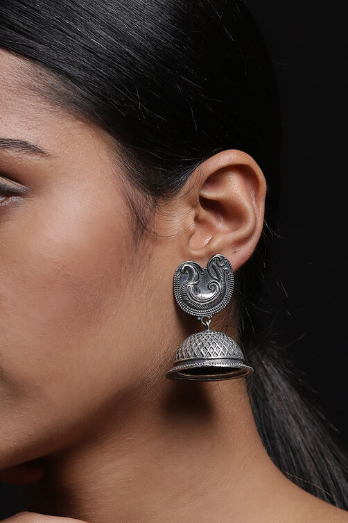 Silver Metal Brass Earrings image number 0