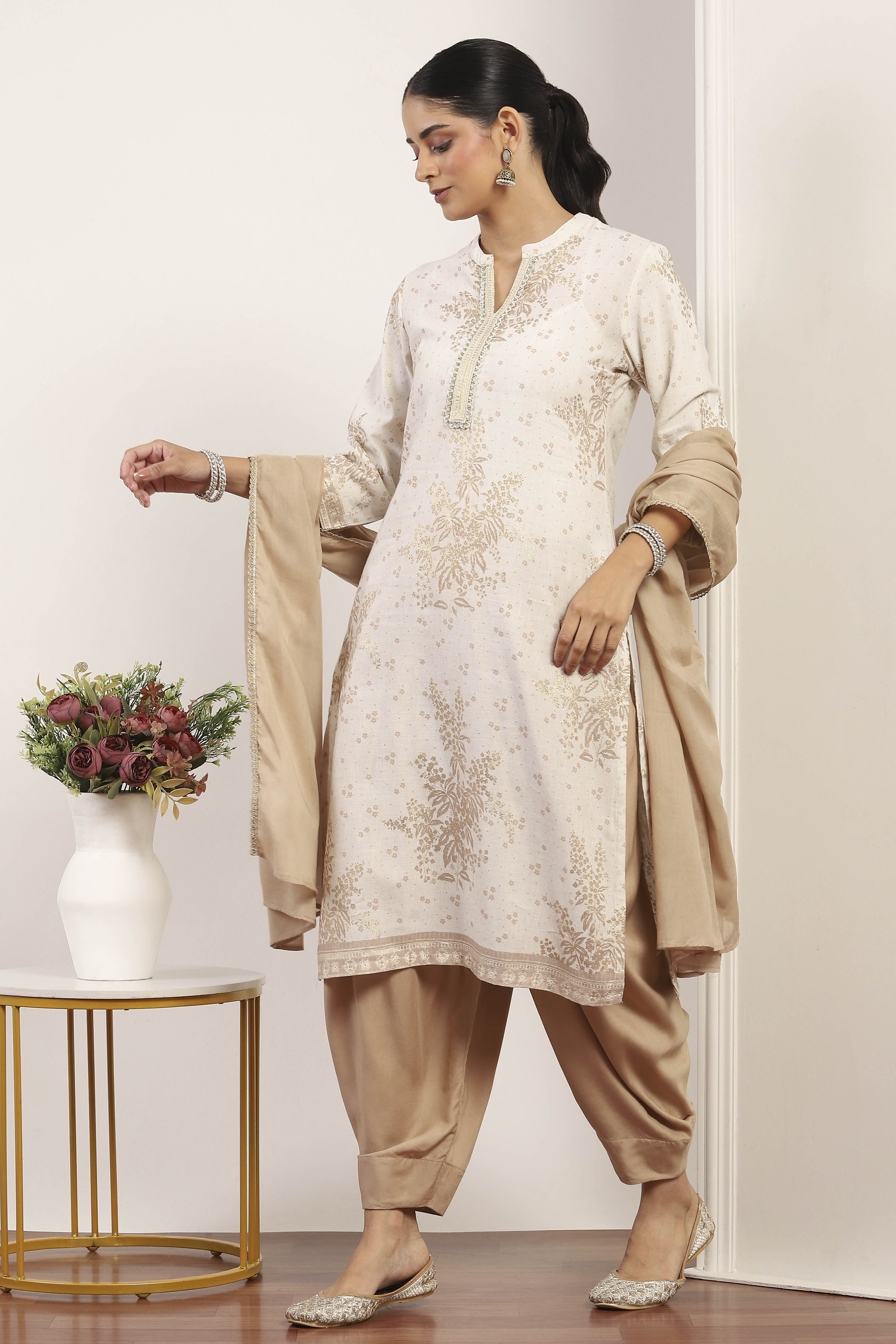 White Rayon Straight Suit Sets image number 0