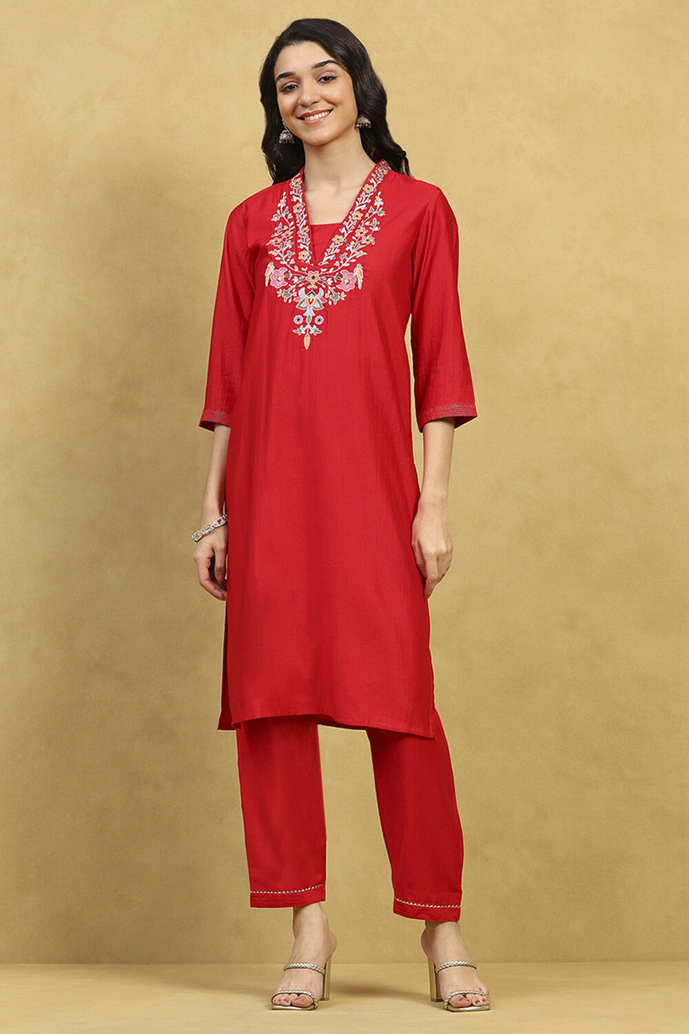 Mustard Polyester Solid Straight Kurta Pants Set image number 6