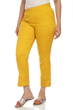 Mustard Solid Slim Pants image number 2