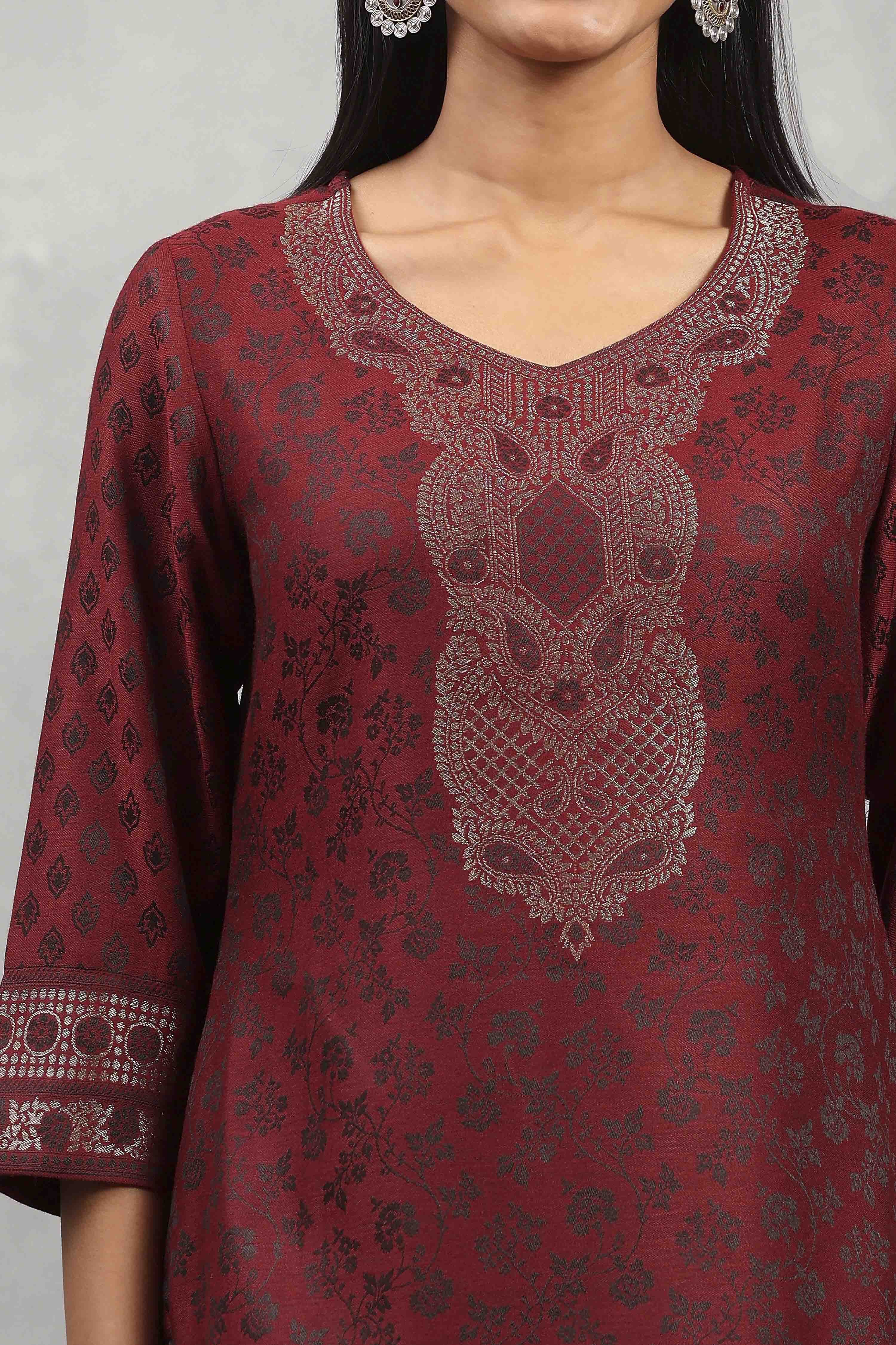 Green-Maroon Polyester Yarndyed Straight Suit Set image number 1