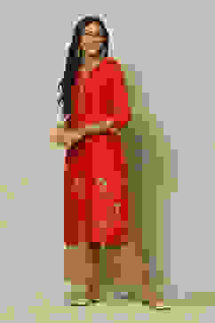 Pink LIVA Straight Printed Kurta image number 2