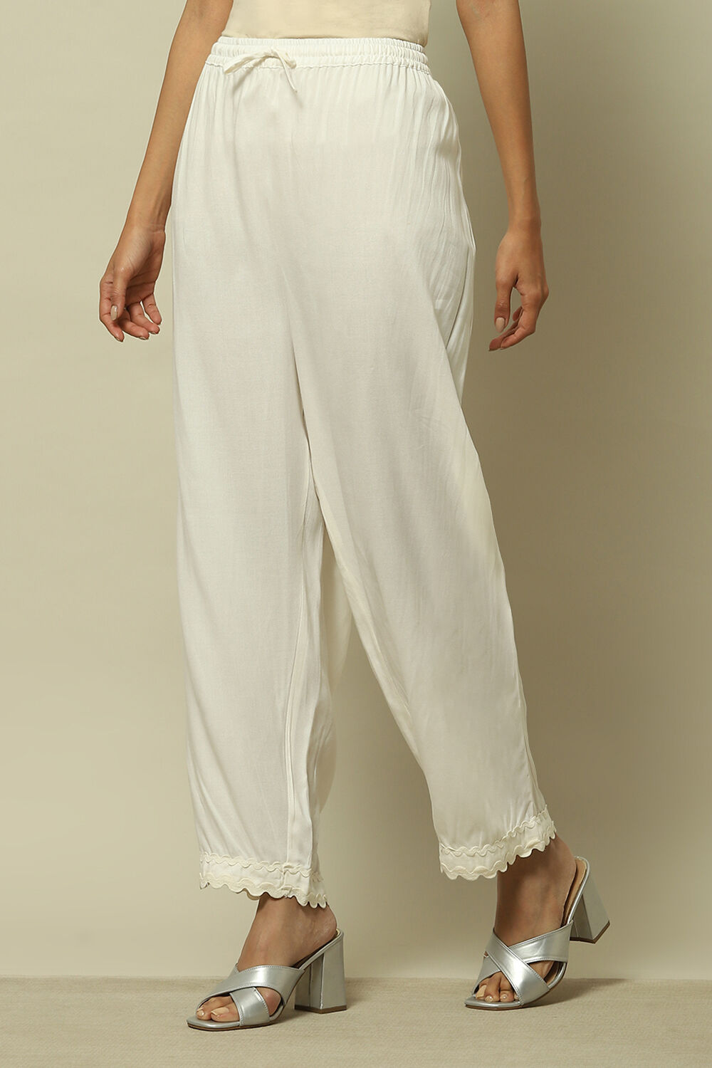 White Viscose Solid Straight Fit Palazzo image number 2