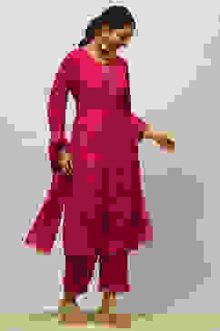 Magenta Printed Straight Suit Set image number 5
