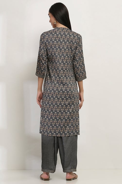 Maroon Printed Straight Kurta Set image number 4
