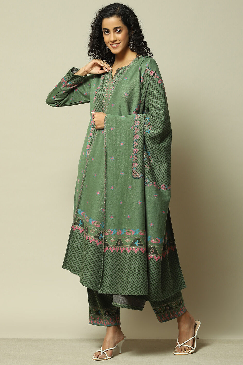 Green Cotton Blend Straight Printed Kurta Palazzo Suit Set image number 4