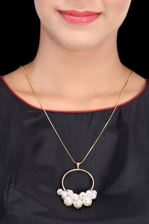 Golden Metal Brass Necklace image number 0