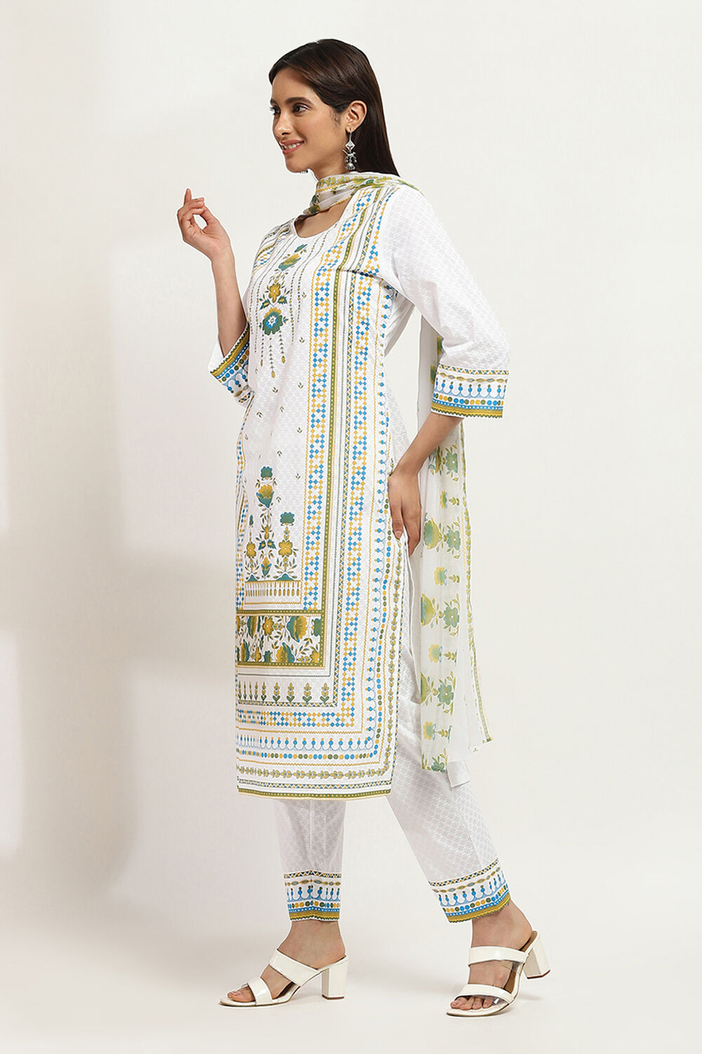 White Cotton Printed Straight Suit Set image number 3